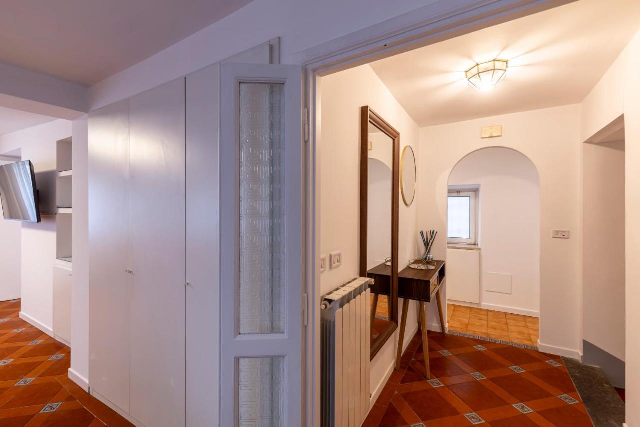 Parlamento Luxury Apartment Roma Exterior foto