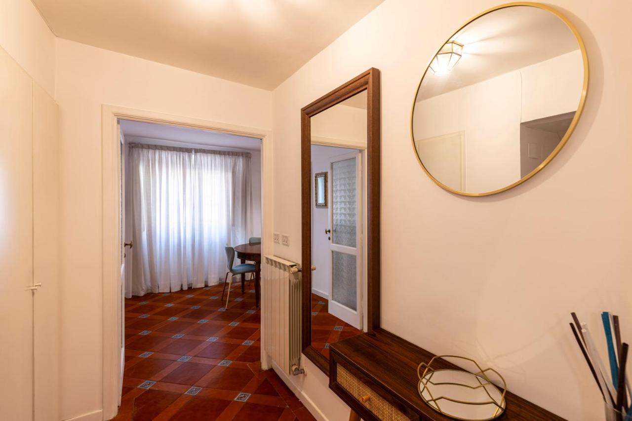 Parlamento Luxury Apartment Roma Exterior foto