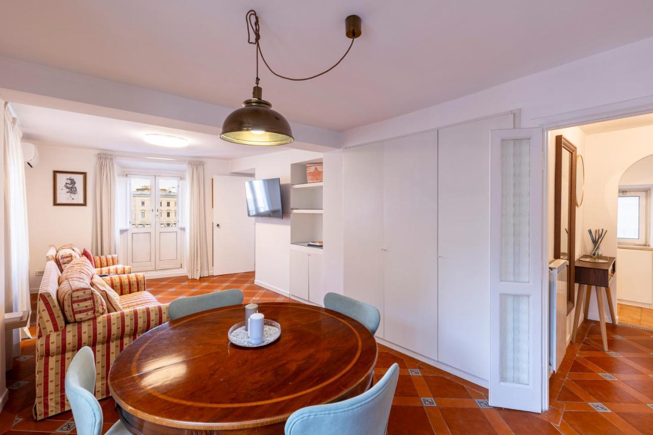 Parlamento Luxury Apartment Roma Exterior foto